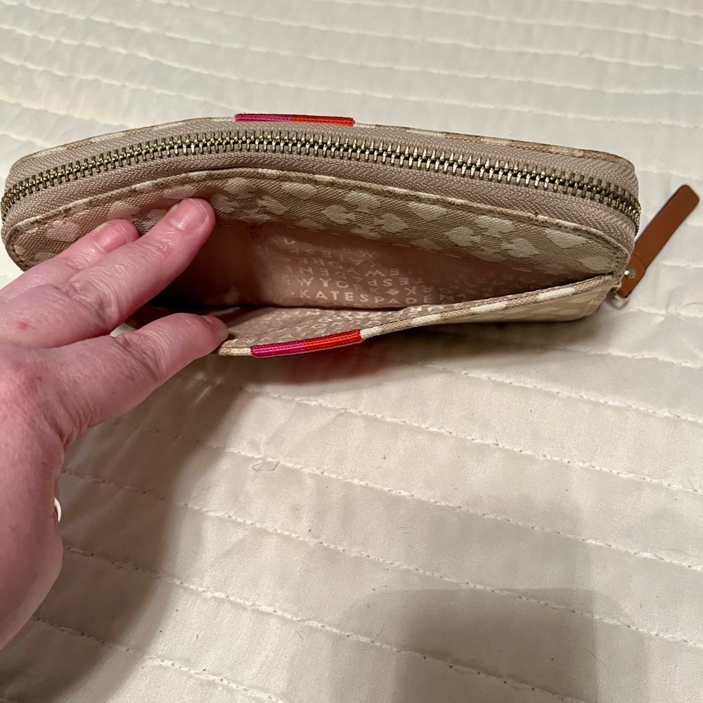 Kate Spade Stucco Beige and Tan Long Wallet - Picture 4 of 15